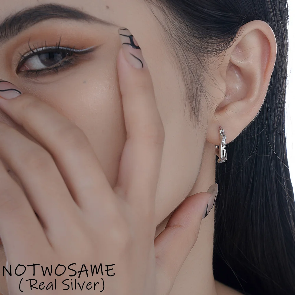 

NOTWOSAME A Sense of Design Tangled Twists Ear Hoops for Women Shining Mirror Silver Hoop Earrings 925 Silver Minimalist Brincos