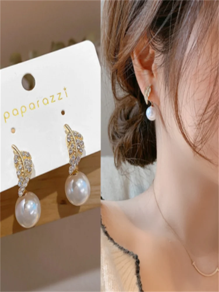 

Temperament Ear Jewelry Pearl Metal Earrings for Women New
