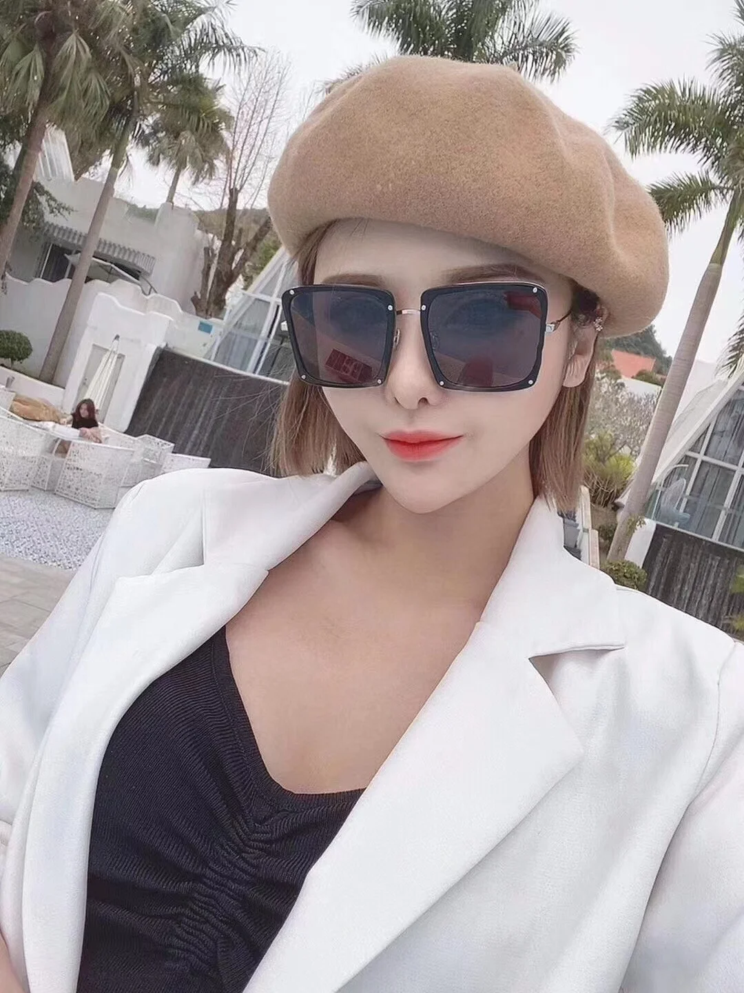 

New Black Square Sunglasses Women Brand Design Luxury Half Frame Siamese Sun Glasses Female Shades Protection Eyewear