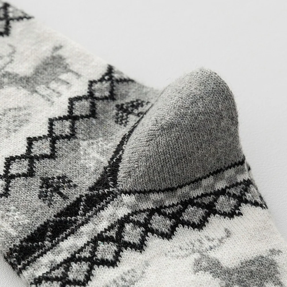 5 Pairs 2022 New Autumn and Winter Thick Warm Rabbit Wool Socks Ethnic Style Snow Fawn Elk Women Casual Socks