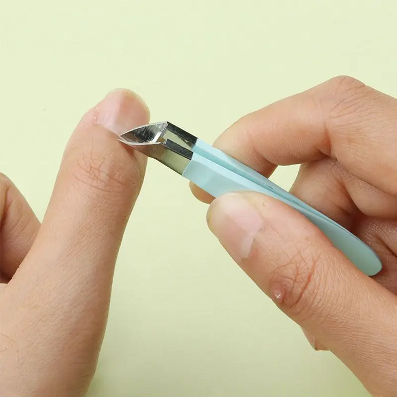 

1 шт., малые ножницы для удаления кутикулы на ногтях