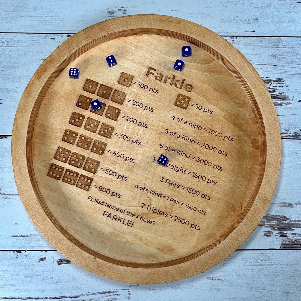 Классическая игра в кости Farkle с лотком виде игральных костей для вращающихся