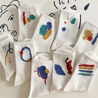 2 pair solid white color graffiti cute socks new personality abstraction mid tube socks female casual cotton socks breathabl sox