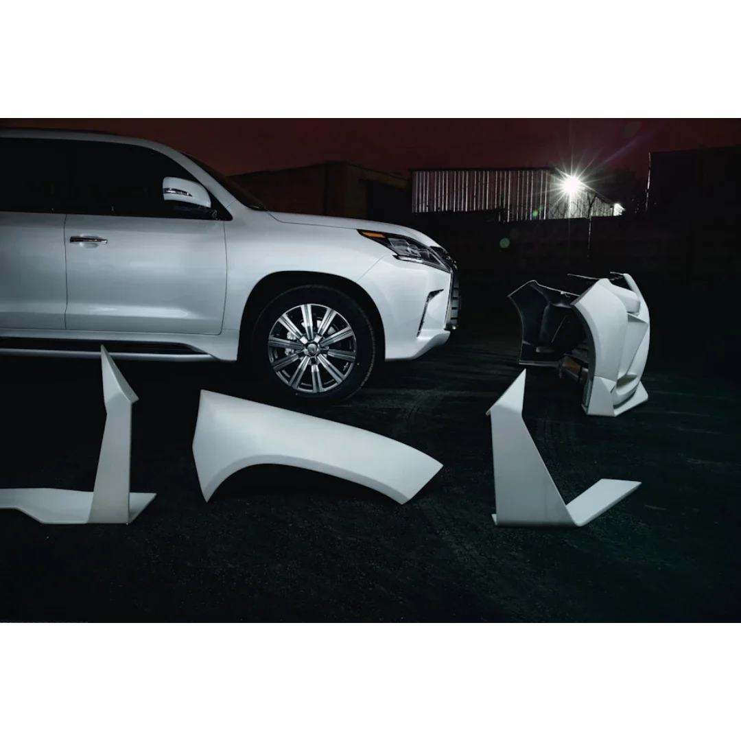 Модернизированный комплект широкоугольной кромки для Lexus LX570