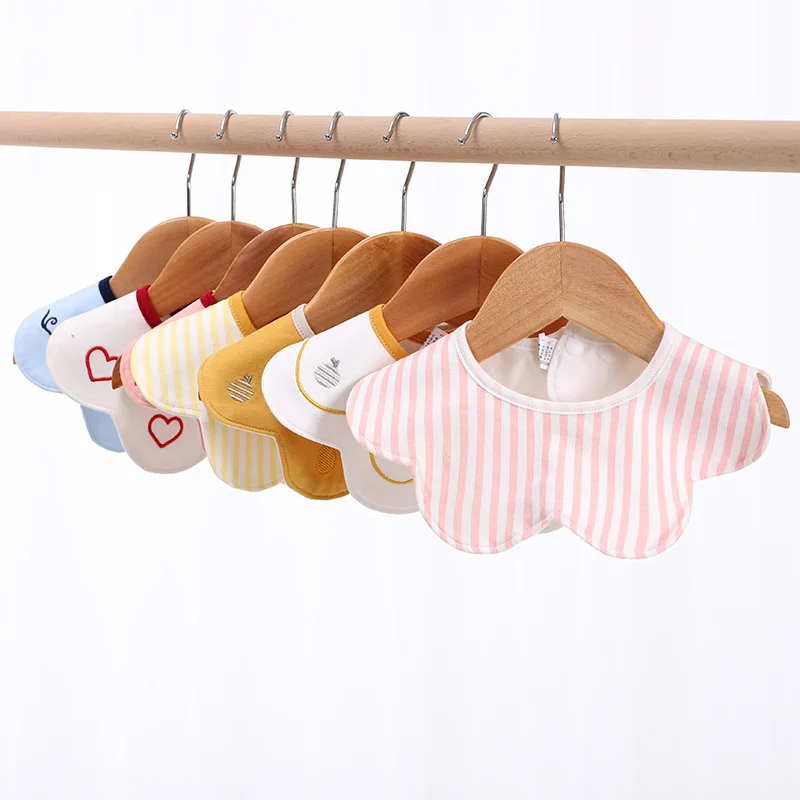 

Japanese Style Infant Toddlers Baby Bib Cotton With Cute Embroidery For Newborns Drooling Towel Cloths Children Care Accessories