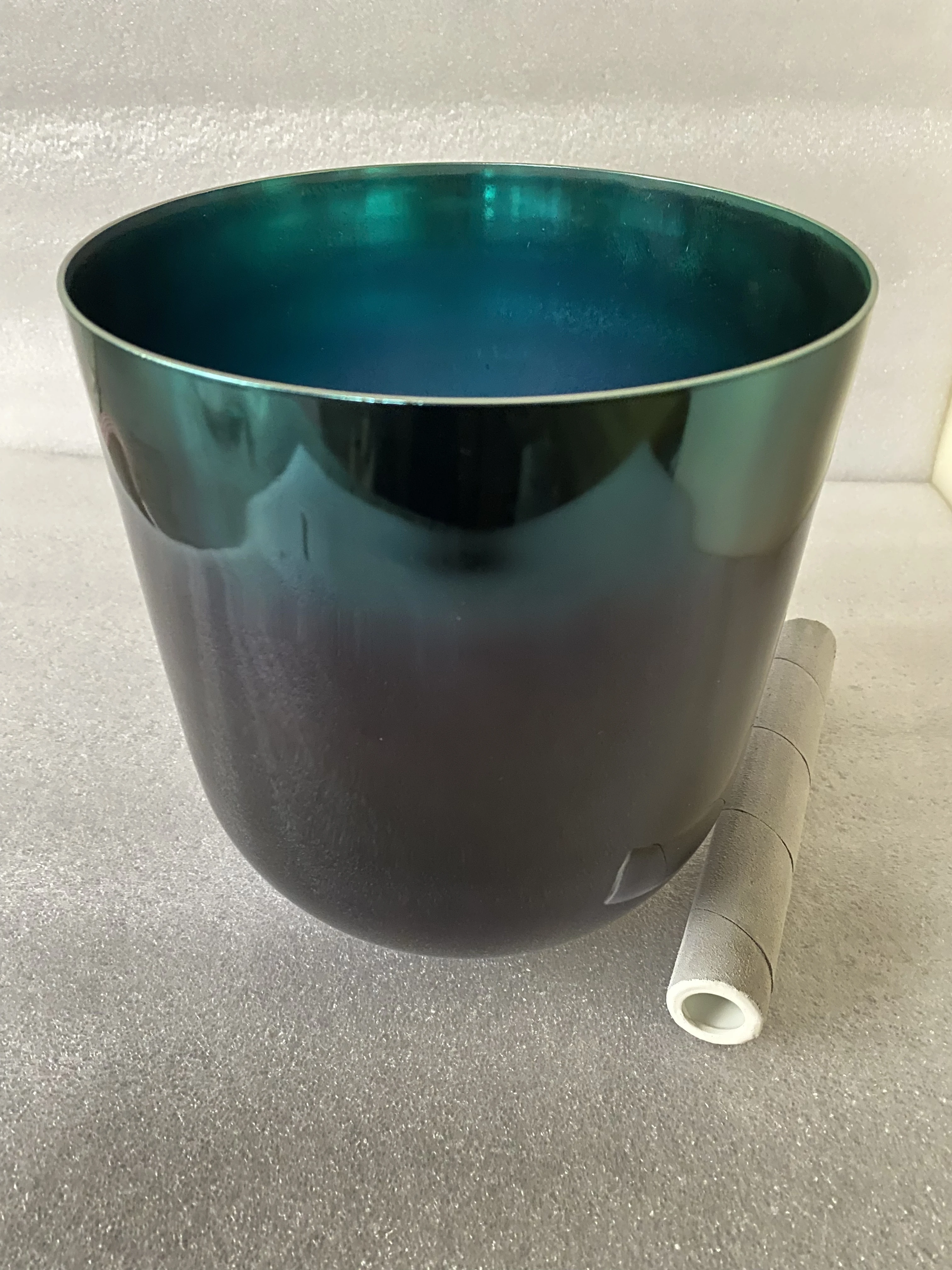 

Crystal singing bowl 3rd octave E note solar plexus chakra 432Hz for sound healing-Flaws as pic