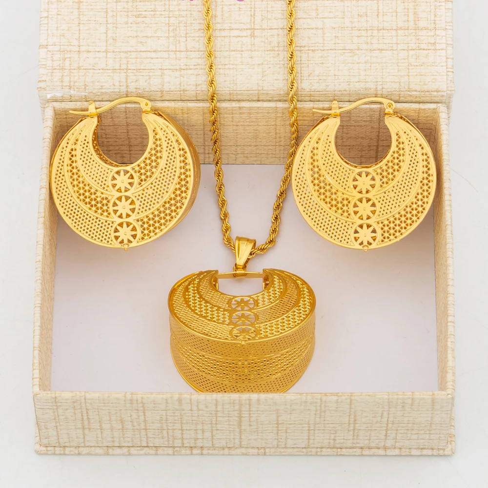 

Dubai Jewelry Sets with Gift Box Copper Earrings Pendent Necklace For Women Fashion Daily Wear Party Wedding Anniversary Gifts