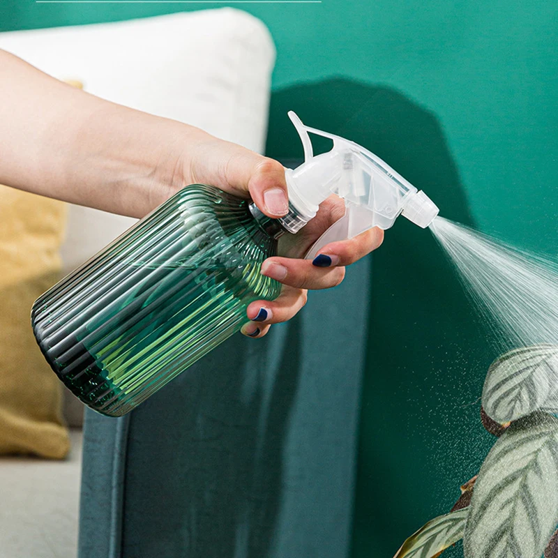 

500ml Small Empty Spray Bottle Plant Flower Irrigation Spray Water Bottle Plastic Household Watering Can for Gardening Supplies