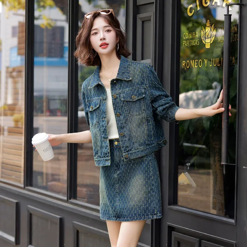 Новинка осени 2024 женская модная Потертая джинсовая куртка комплект из 2