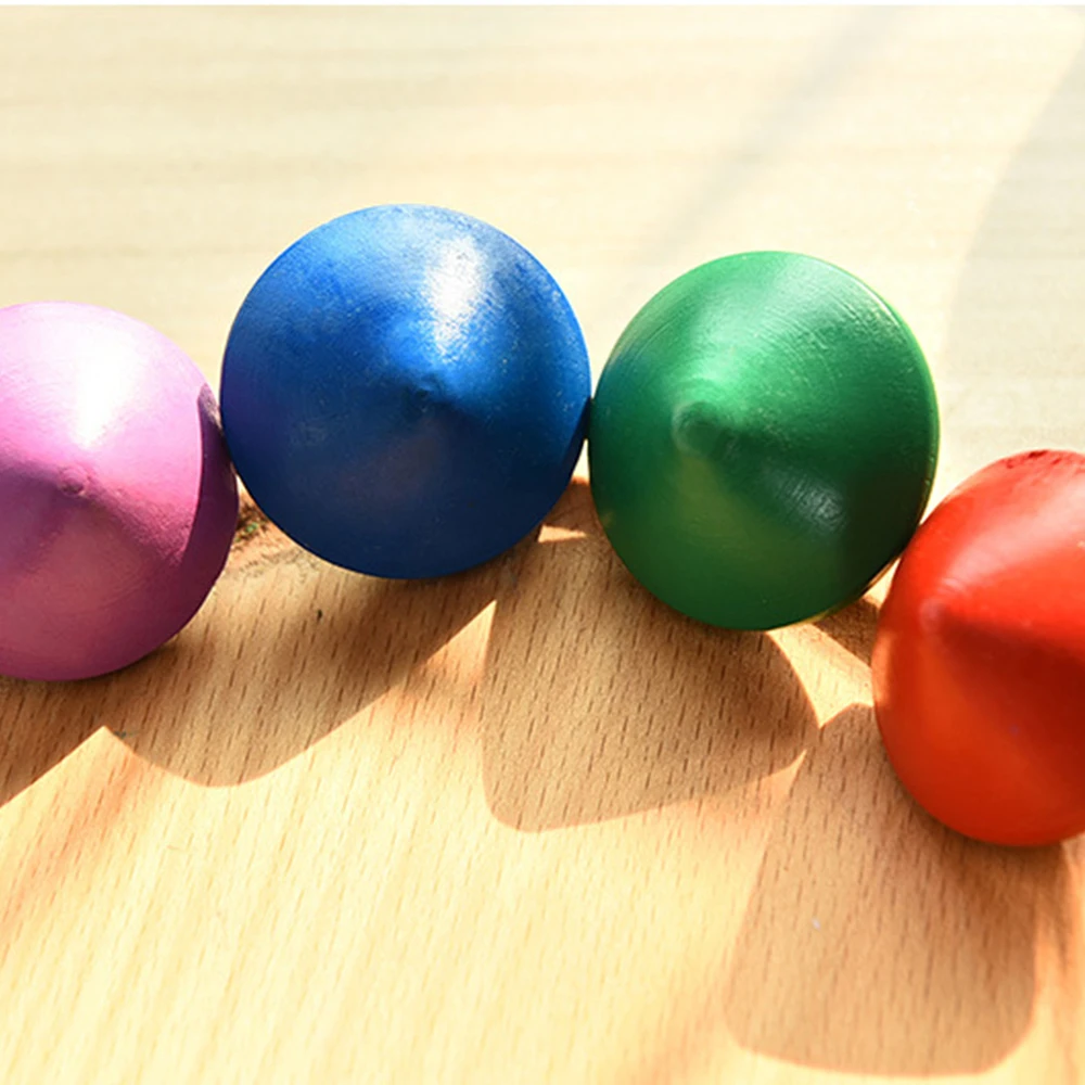 Toys color. цветные игрушки. набор цветных прозрачных для детей. игрушка смешение цветов. цвет игрушки.