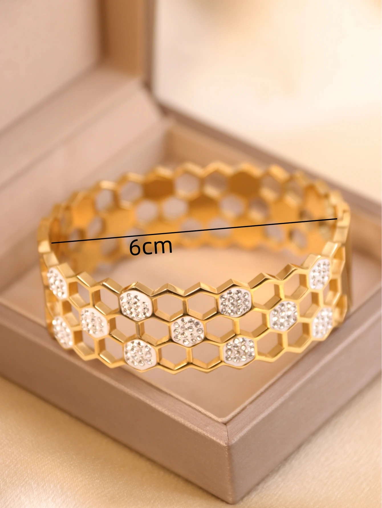 Модный женский браслет из титановой стали