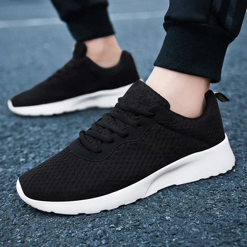 Men Casual Sneakers Free Shipping Mesh Breathable Couple Shoes Lace Up Lightweight Cushioning Road Running Shoes for Women