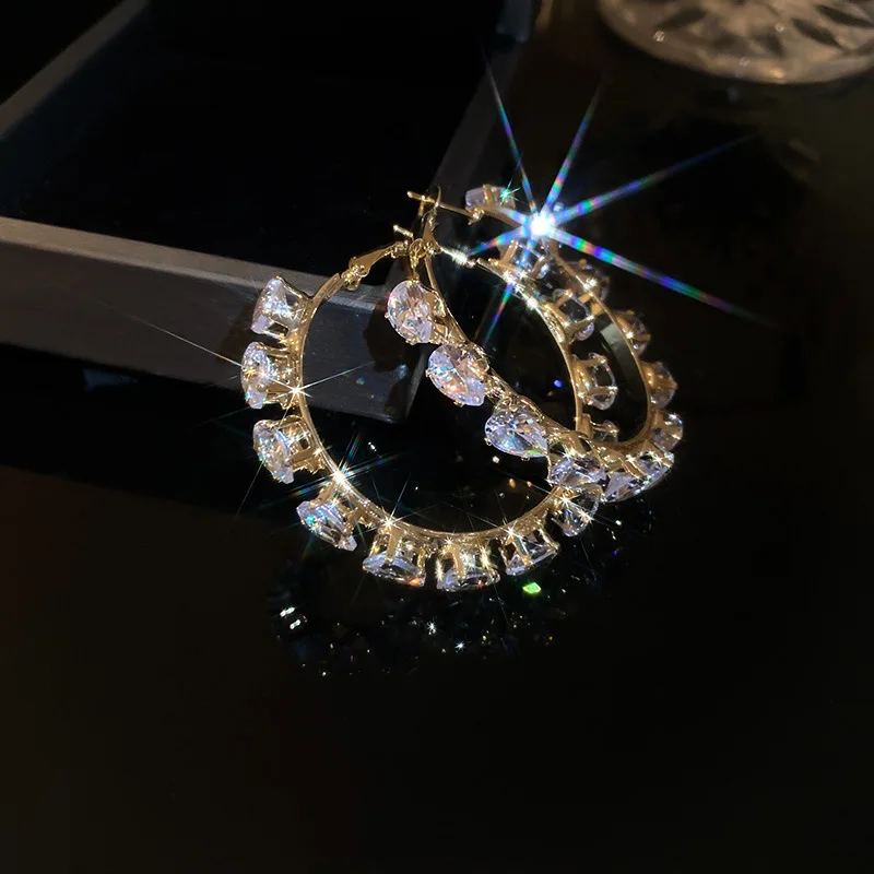 

Exquisite High-end Design Inlaid Big CZ Round Earring for Women AAA Quality Bling Zircon Stud Earrings Wedding Jewelry Pendant