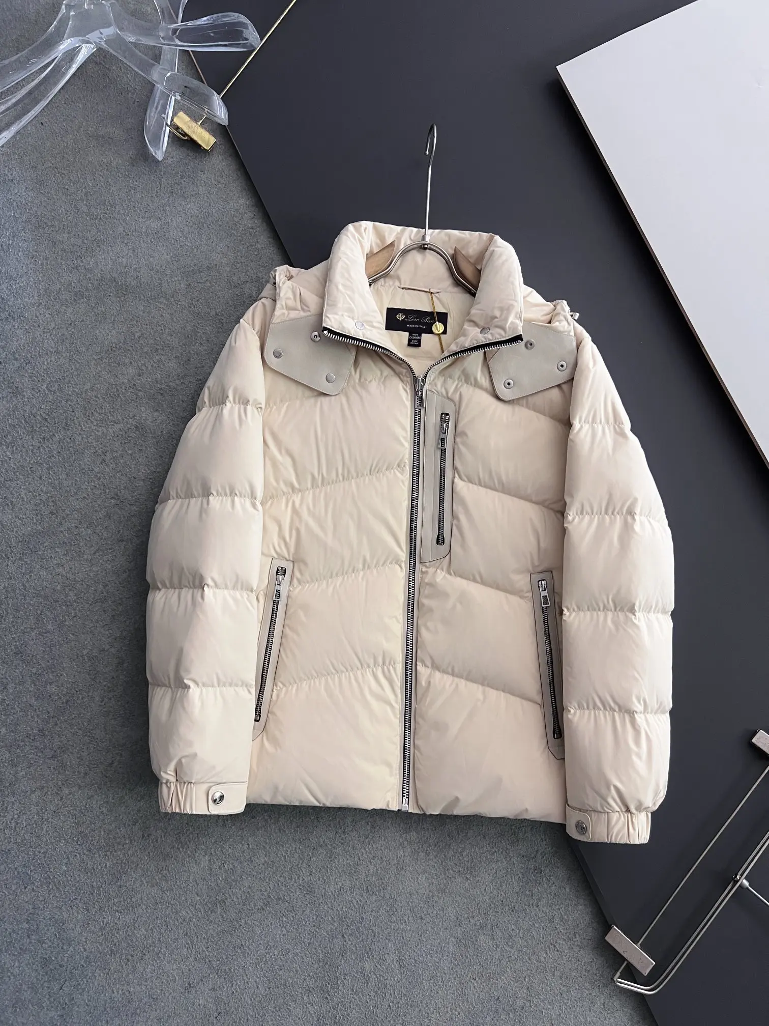 Пуховик Loro Piana