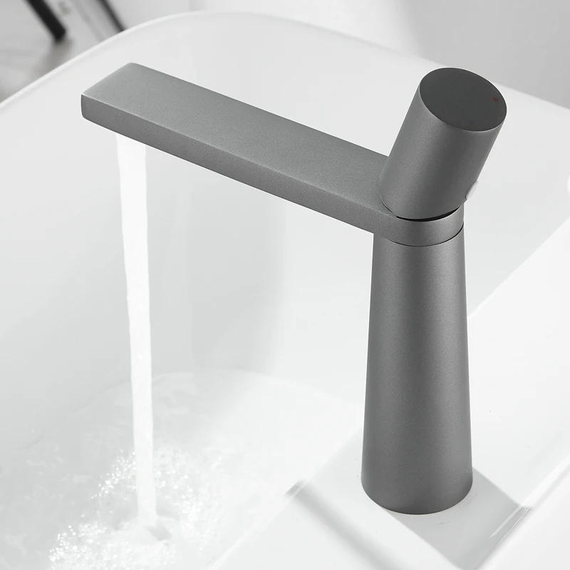 

BAKALA Черный/хромированный смеситель для раковины