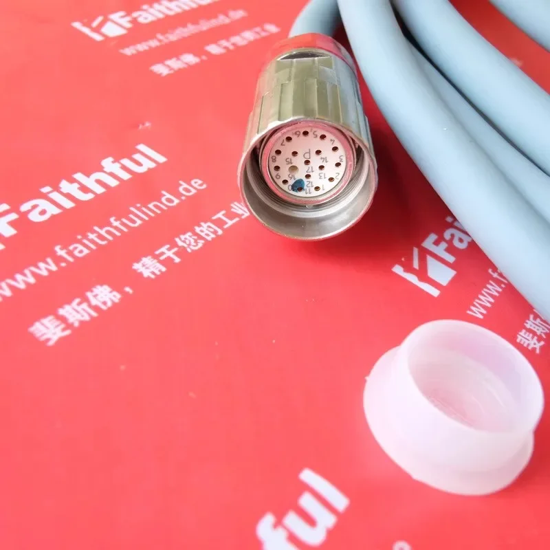 KUKA 00-124-807 новый робот с 7-метровым кабелем для передачи данных 00124807