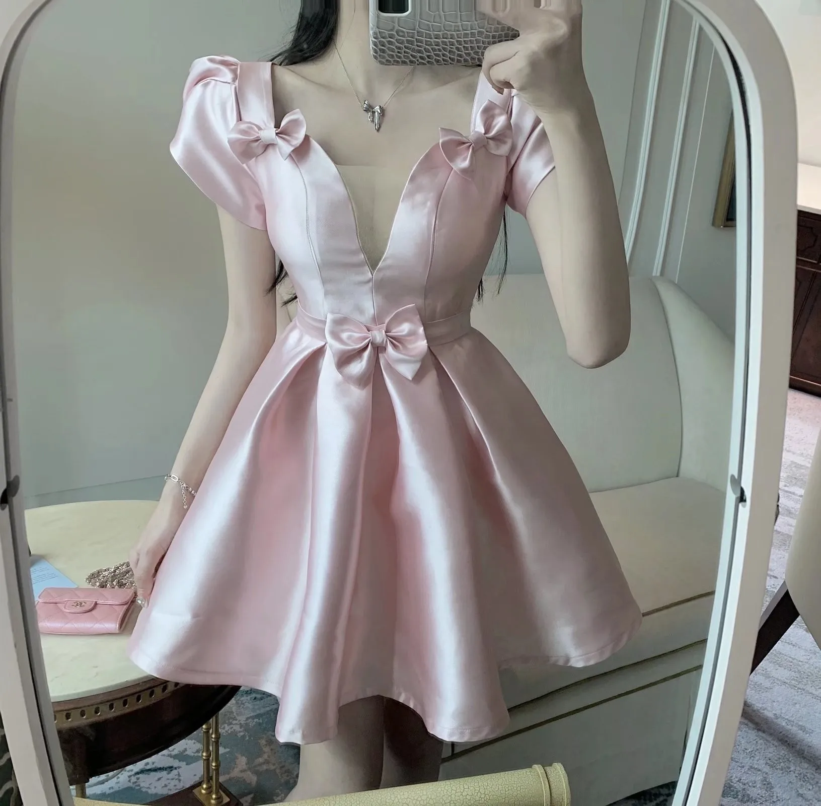 

2022 Sweet Pink Party Dress WOmen Cute Bows SHort Sleeve Ball Gown Satin Mini Dress Sexy Birthday Dress