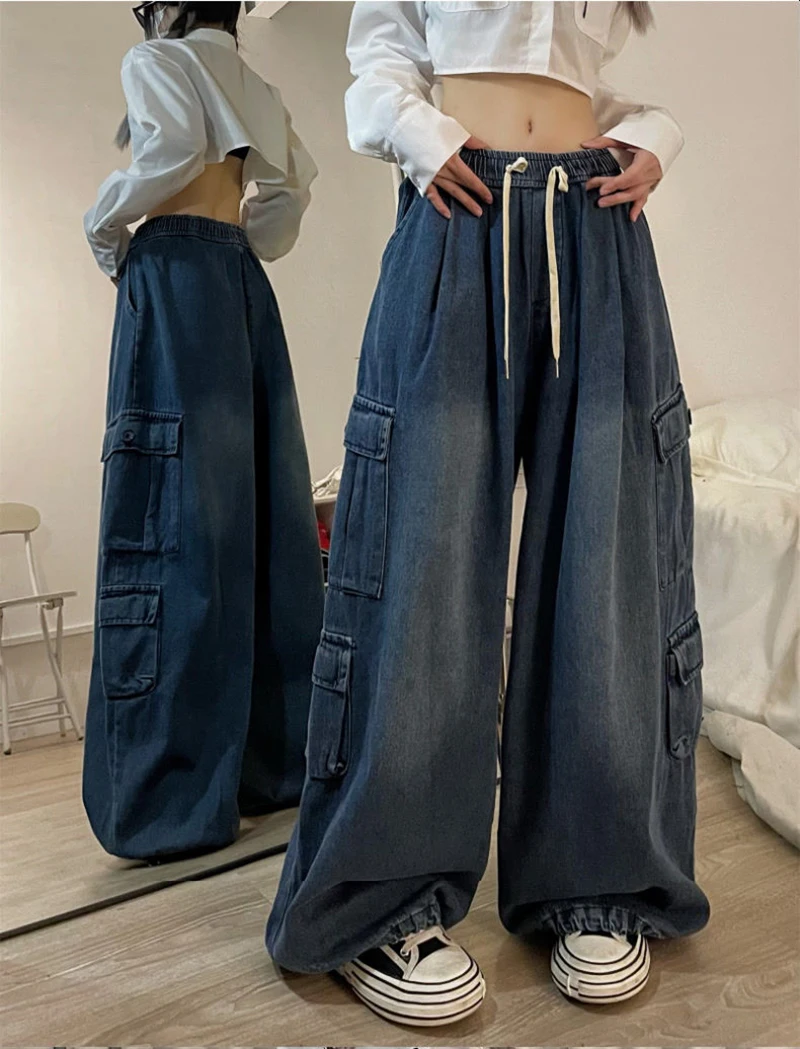 Джинсы-карго женские с большими карманами эластичным поясом и широкими