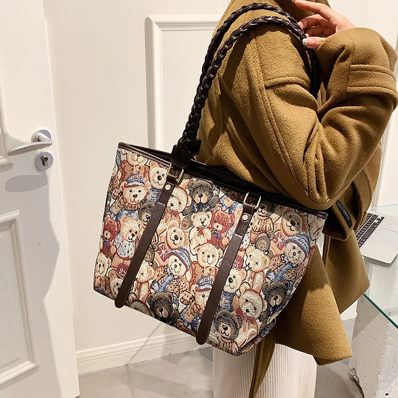 

Large Capacity Girls Cute Shoulder Bags Young Ladies Woven Strap College Book Purse Bear Pattern Women Large Tote Big Bag Women