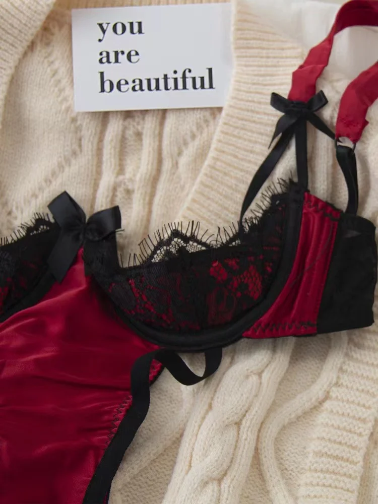 Sexy bra and panty set beauty eyelashes lace one-piece pajamas women's court bralette suit with steel ring small chest gathered