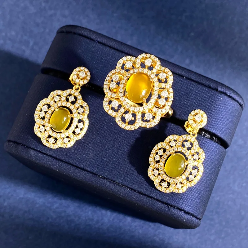 

European and American antique zirconia inlaid hollow oval garland natural chalcedony gem earrings