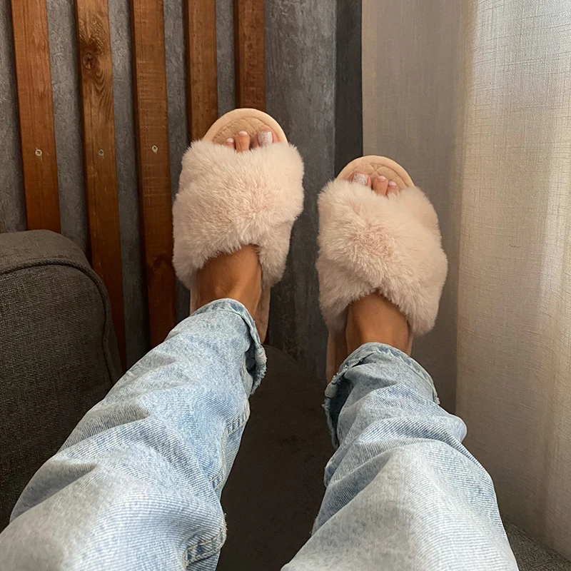 KYGZ Women Slippers New 2022 Fur Indoor Fashion Woman Shoes Daily Vacation Shoes Ins Style Footwear Size 36-41