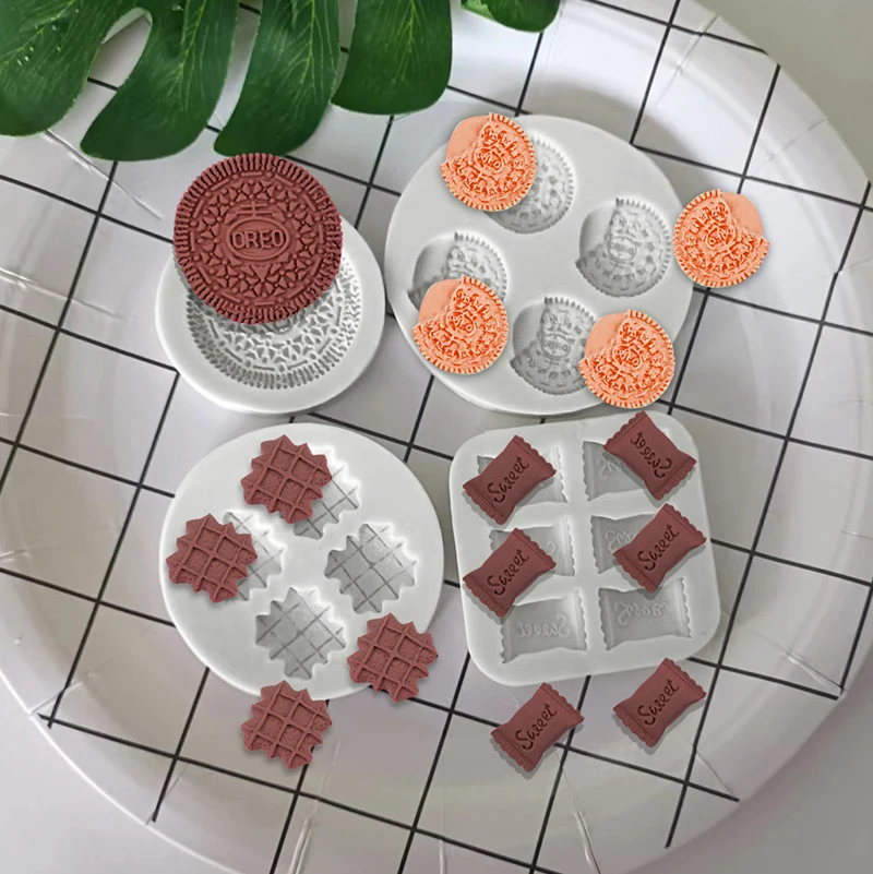 

Mini Cream Cookies Chocolate Macaron Shaped Silicone Mold DIY Handmade Fondant Cookie Cake Decorating Tools Baking Accessories
