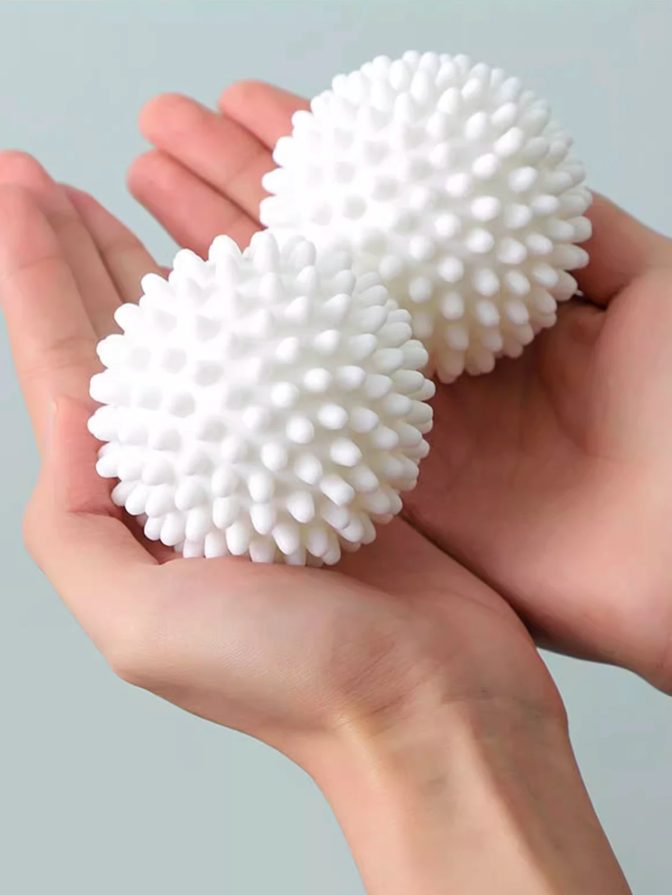 

Шарики для стирки TPR, белые, 2 шт.