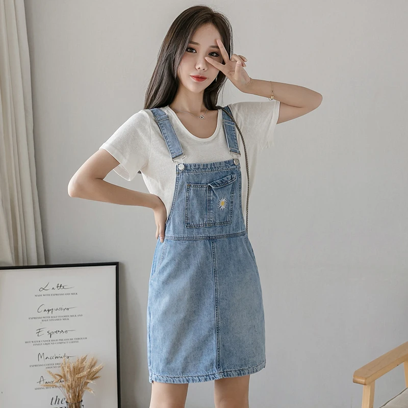 Women's SpringSummer Blue Commuter Shorts with Strap Denim Dress New Korean Edition Chrysanthemum Embroidery High Waist Versatil