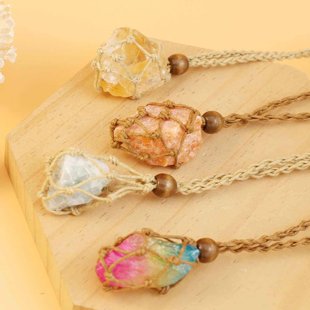 

Natural Raw Stone Irregular Shape Pendant Bohemian Style Rope Chain Woven Mesh Bag Fluorite Amethyst Agate Turquoise Necklace