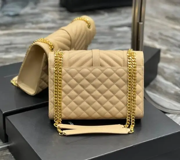 

2023 New Designer Women's Luxury Bag Famous Brand Genuine Leather Flap Bag High Quality Handbag Fashion Chains Shoulder Bag