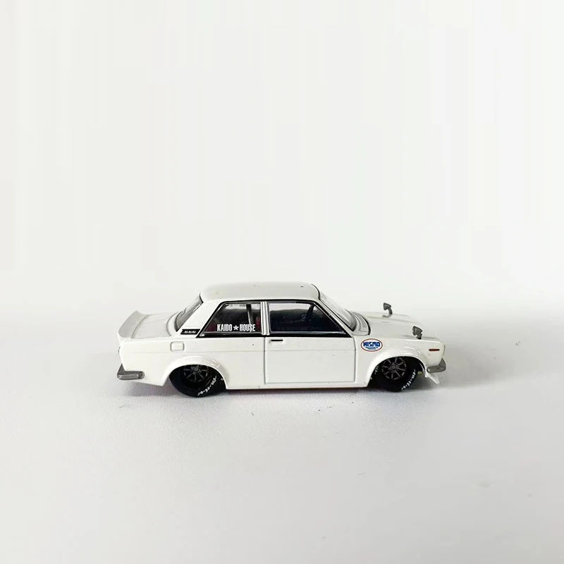 MINIGT + Kaido House 1:64 Модель автомобиля Datsun 510 Street Nismo V2 из сплава с открытым капотом #