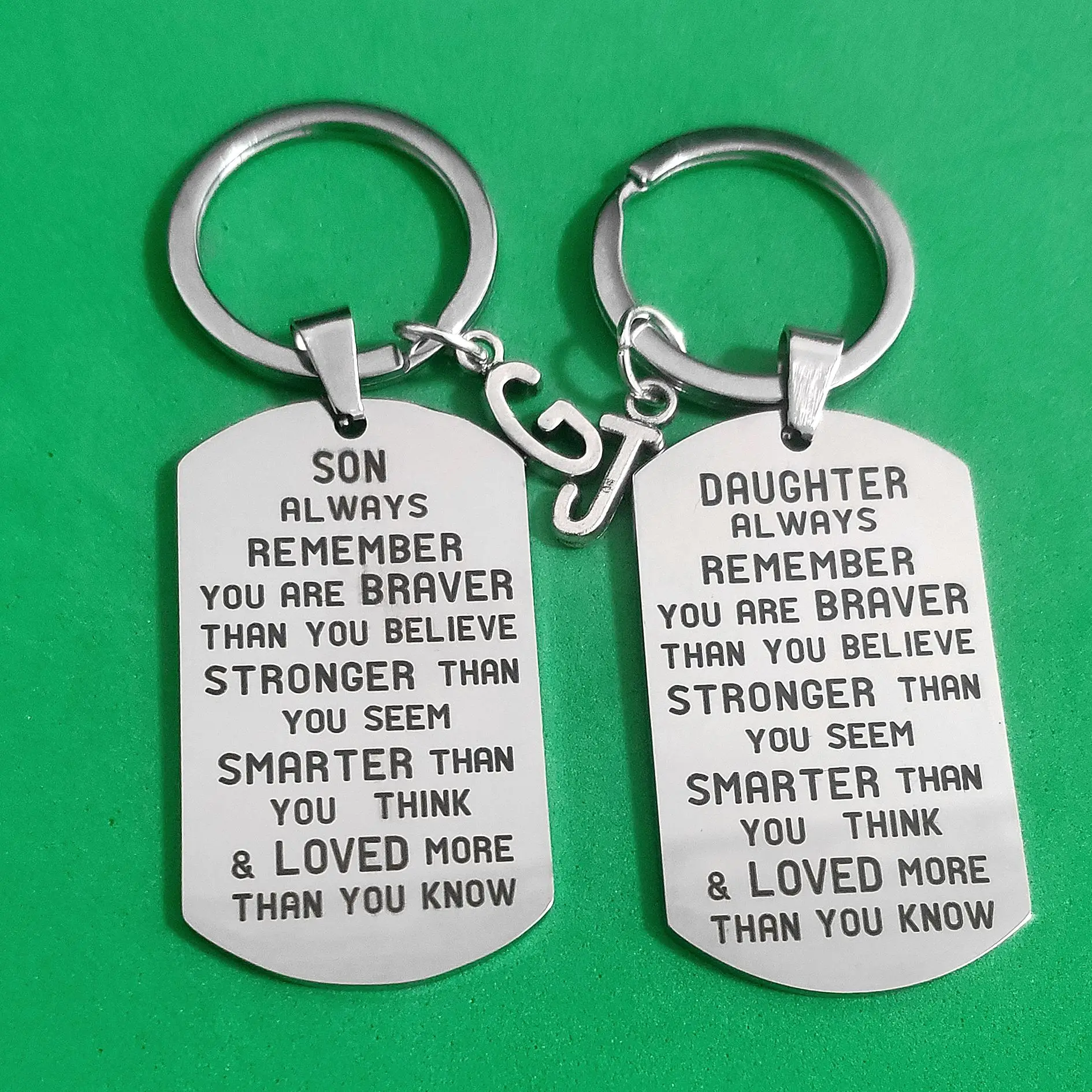

Keychain for Car Keys DIY Creative Stainless Steel Keyring Birthday Graduation Military Tags SON DAUGHTER Kid Gifts 26 Letters