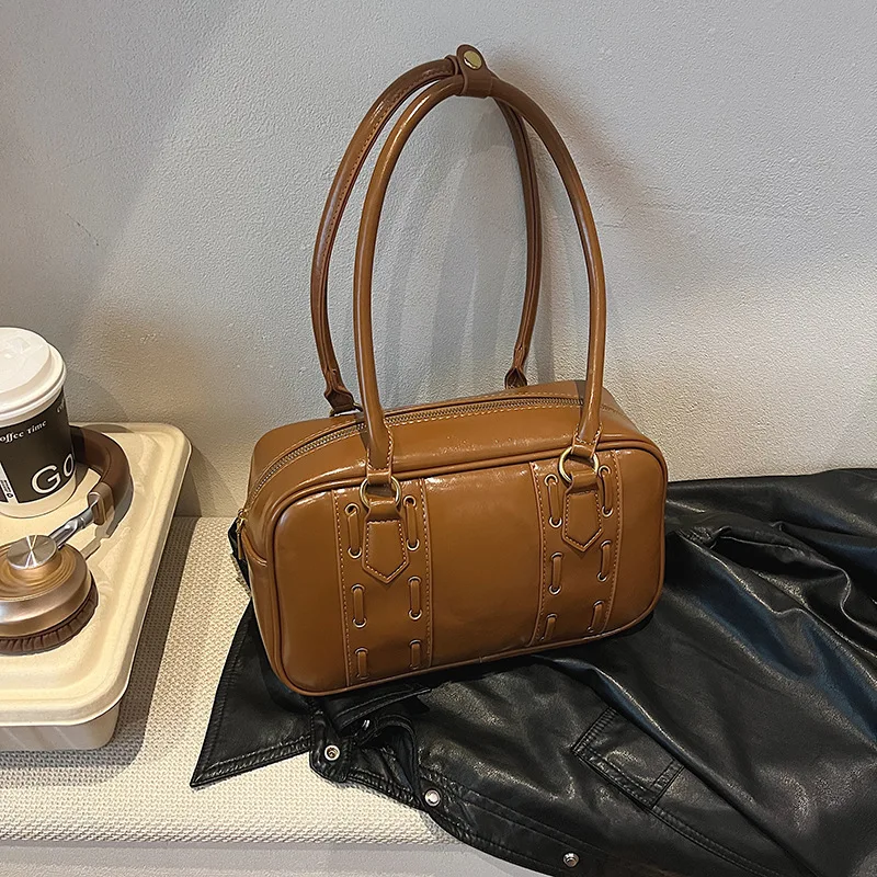 Женская сумка в стиле ретро осень 2024 новая универсальная на плечо большая