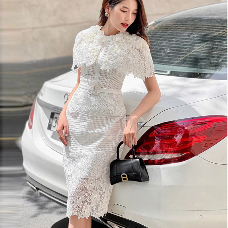 

2023 New Fashion Summer Women Cloak Sleeves 3d Appliques Pearls Hook Flower Hollow Lace Belt Casaul White Knee-length Dress