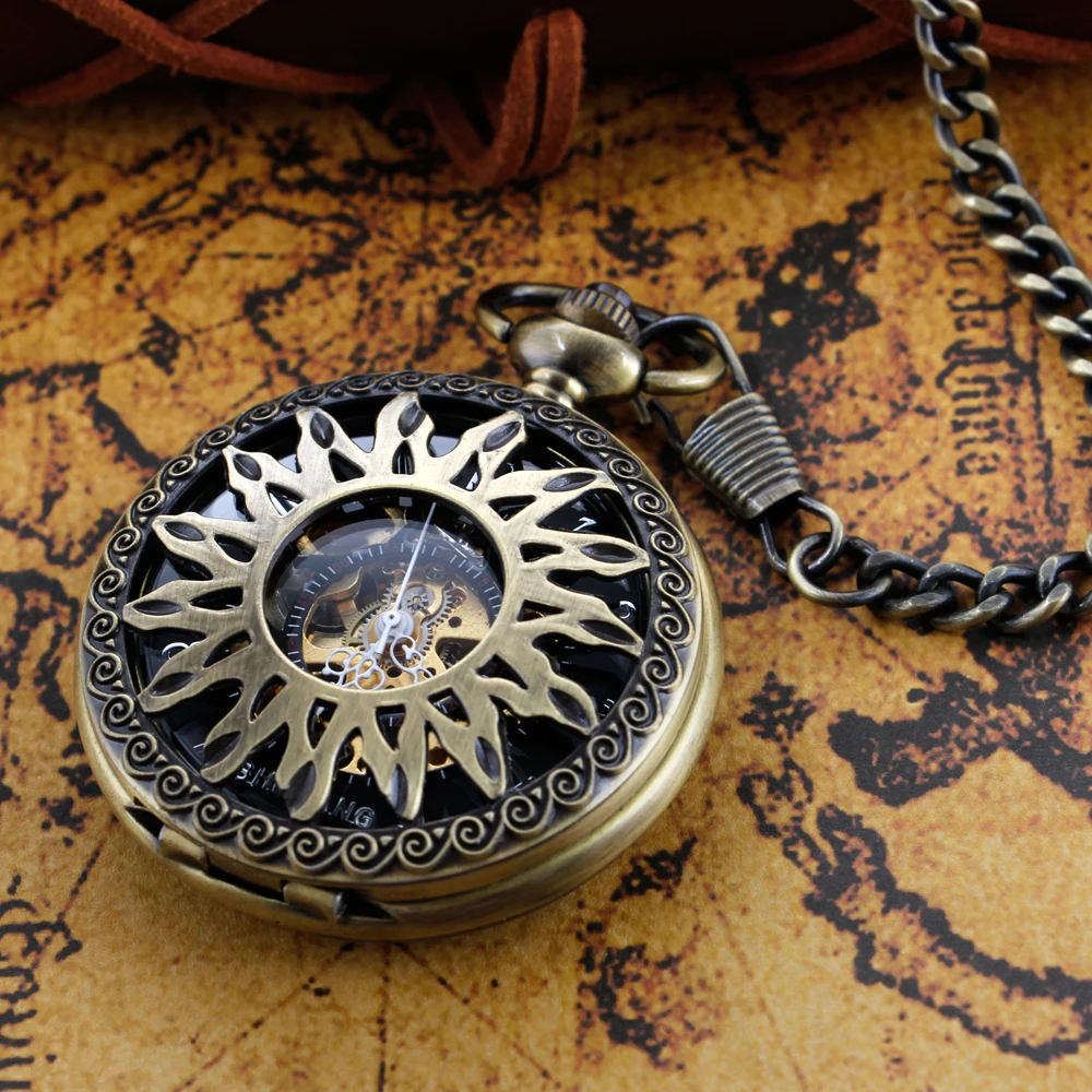 Antique Sun Disc Shape Hollow Steampunk Mechanical Pocket Watch Retro Gentleman Analog Signal Clock Lady Jewelry Gift