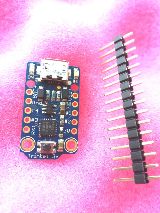 

Spot 1500 TRINKET MINI MCU BOARD ATtiny85 3.3 V module