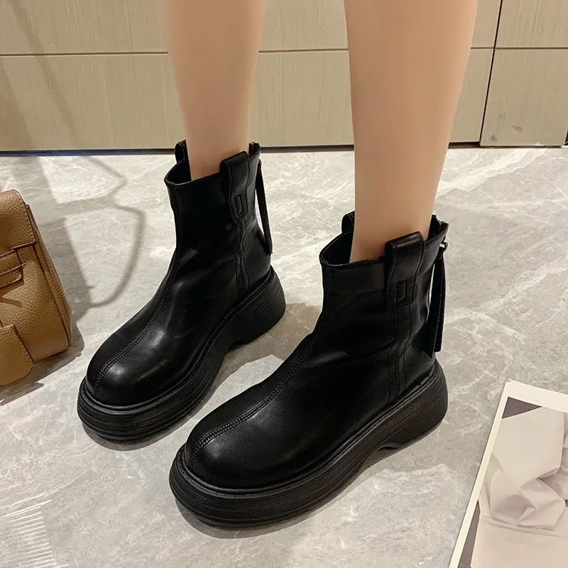 

Shoes Woman Boots Non-Slip Snow Boots Women Raise The Bottom Warm with Velvet Short Lattice Luxury Designer Beige Black