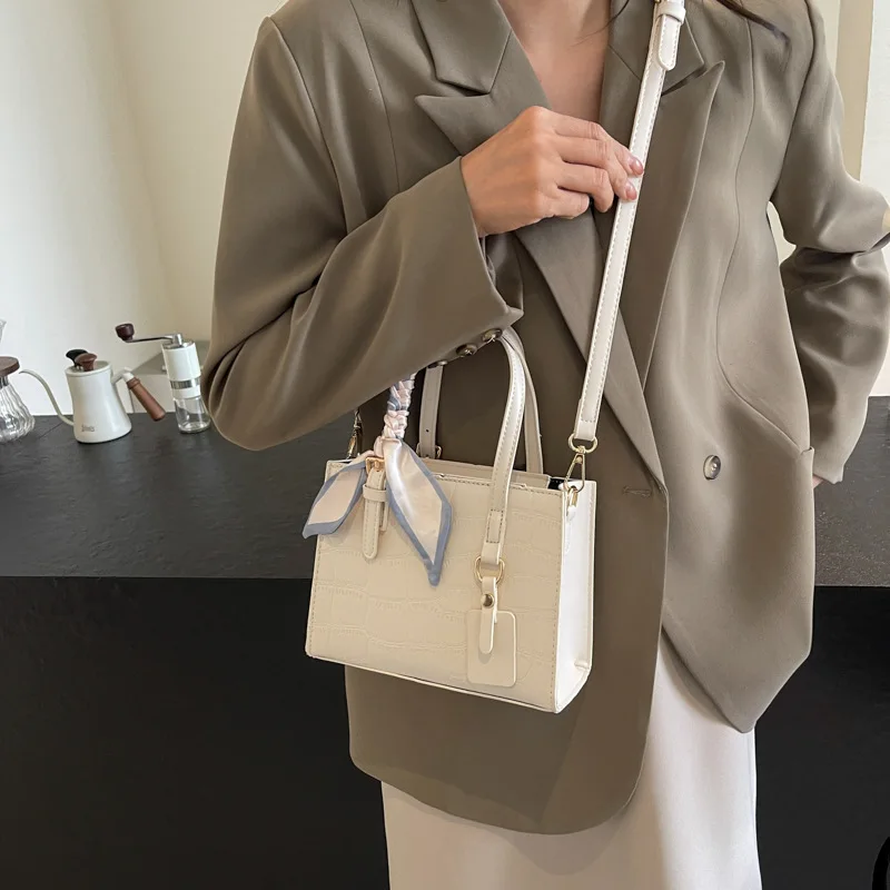 WBS 2024 маленькая квадратная сумка для женщин Новая модная летняя Роскошная