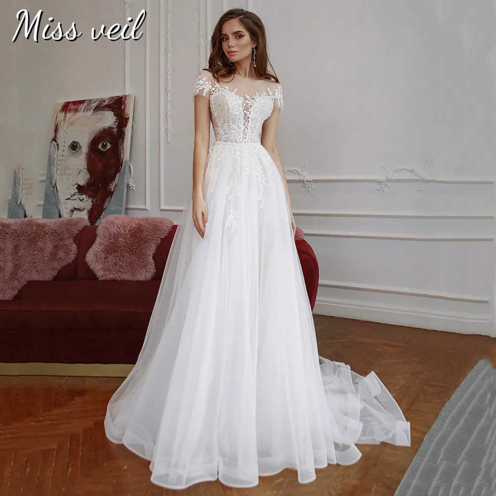 

Miss veil Short Sleeve Wedding Dress Sparkle Lace Appliques Boho O-Neck Bridal Gown Illusion Button Tulle Vestido de casamento