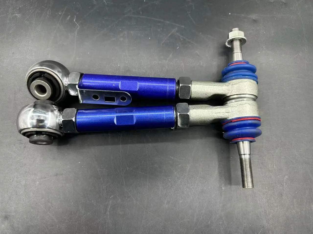 Железный прямоугольный рычаг заднего колеса для FAW Toyota CROWN (GRS18) 05-10/REIZ (GRX12) 05-10/Lexus