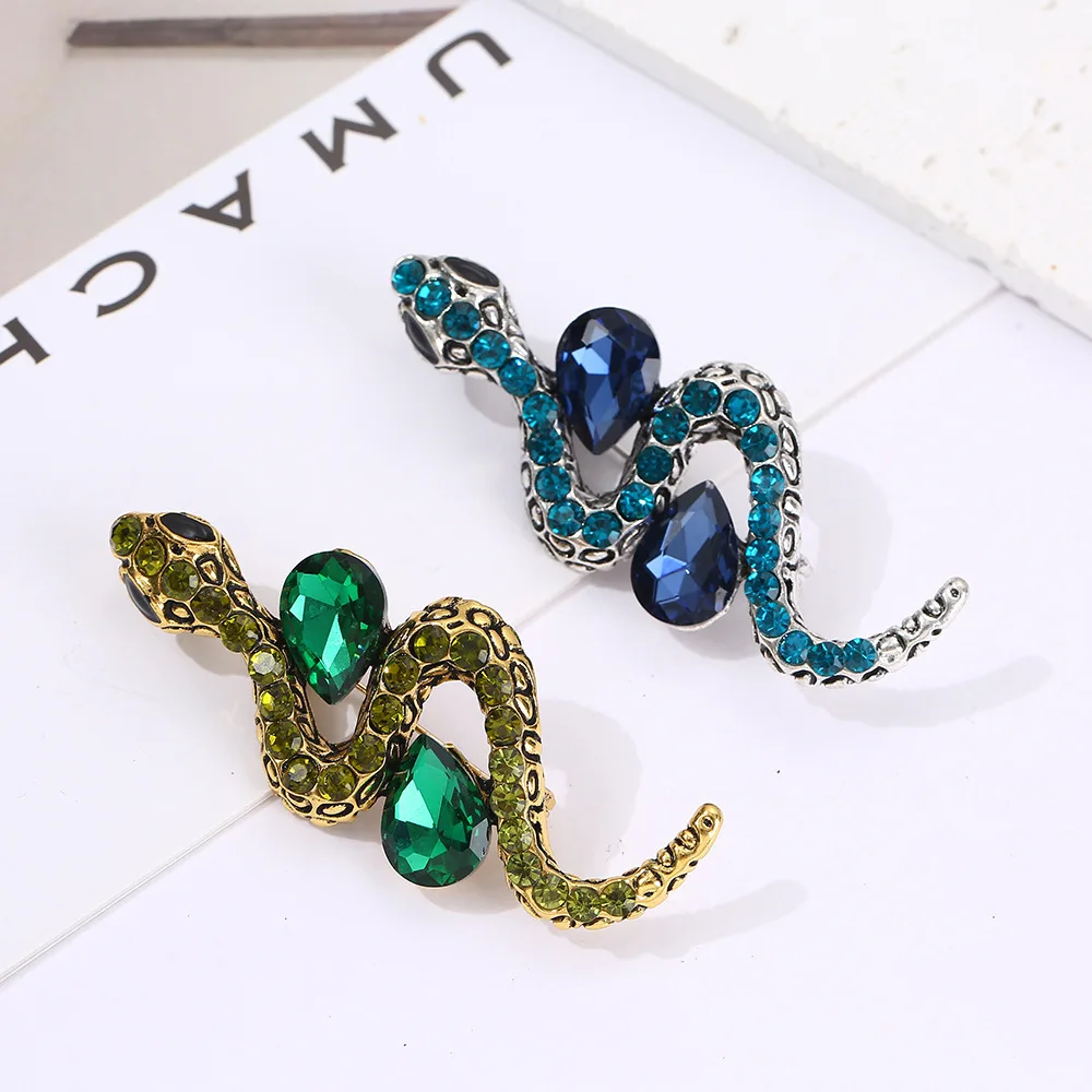 Брошь в виде животных