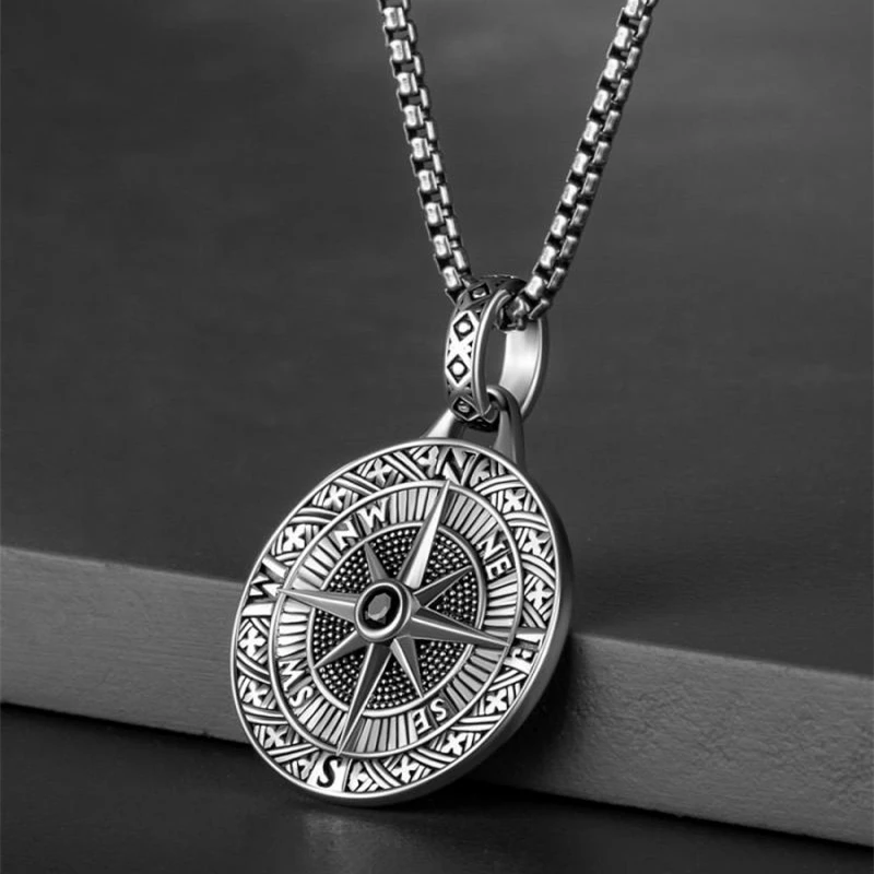 

Vintage Viking Compass Pendant Necklace for Men Trendy Punk Jewelry Gift