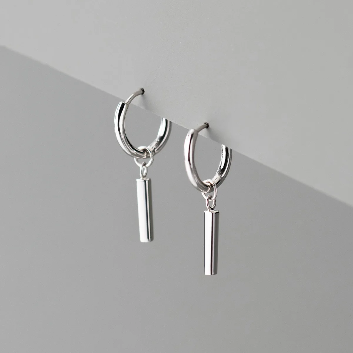 

925 Silver Needle Simple Design Hoop Earrings for Women Girls Elegant Fashion Wedding Party Punk Jewelry Gifts eh857