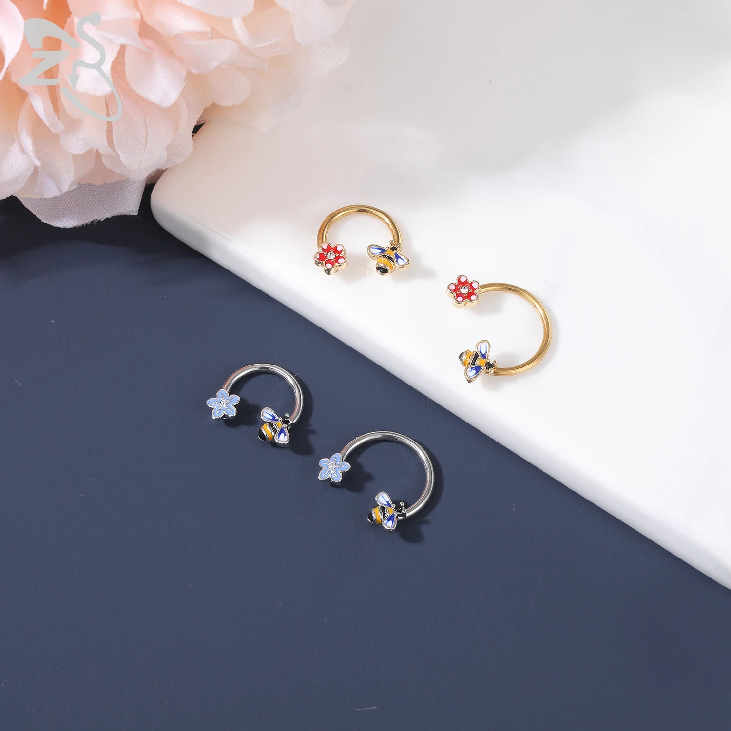 1 шт. кольцо для носа с Пчелкой 16 г |