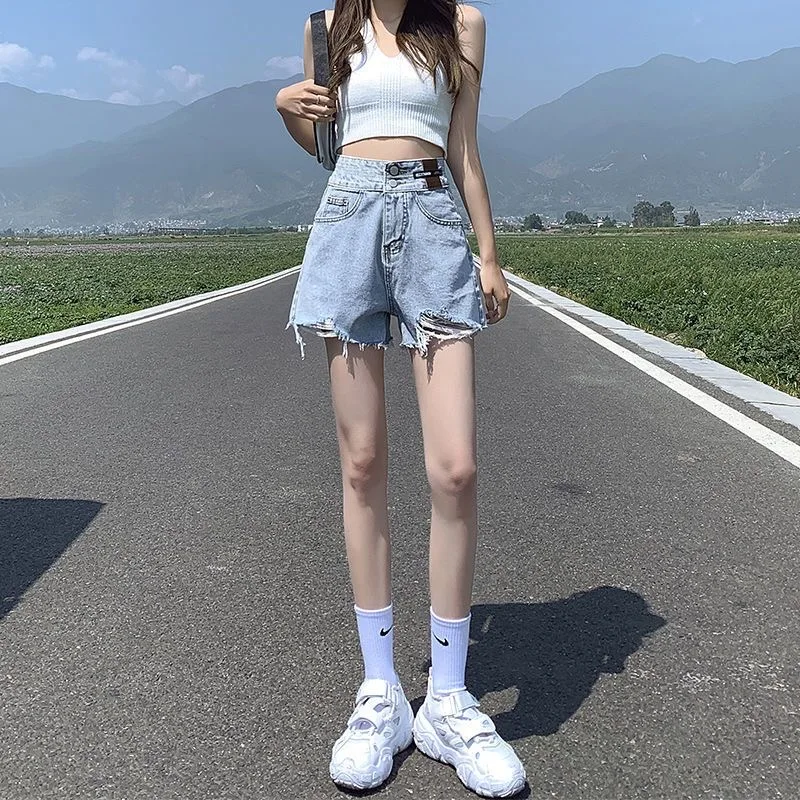 2023 New Streetwear Women Hole Split Loose Blue Denim Shorts Summer Female High Waist Button Retro Jeans Shorts Bottoms Y2K
