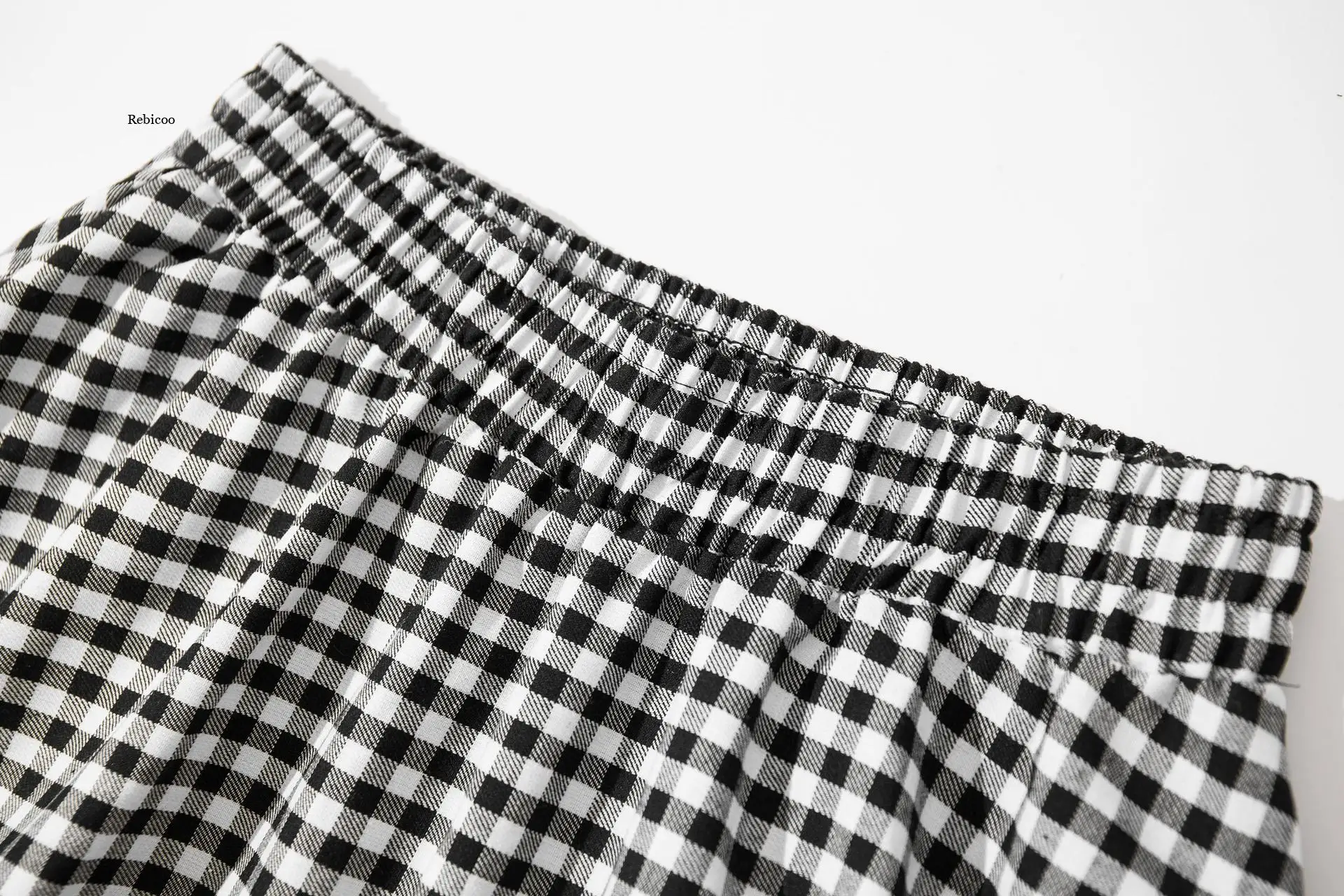 Женская длинная юбка-макси в клетку с высокой талией