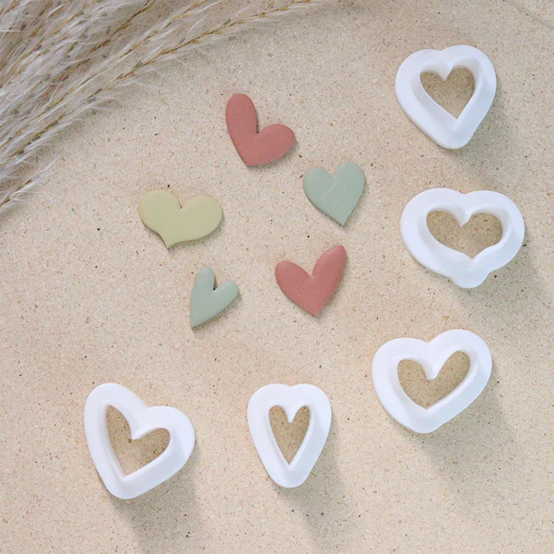 

1Pcs Heart Shape Handmade Earrings Cutting Mold Soft Pottery Clay Cutter DIY Hand Earrings Jewelry Pendant Making