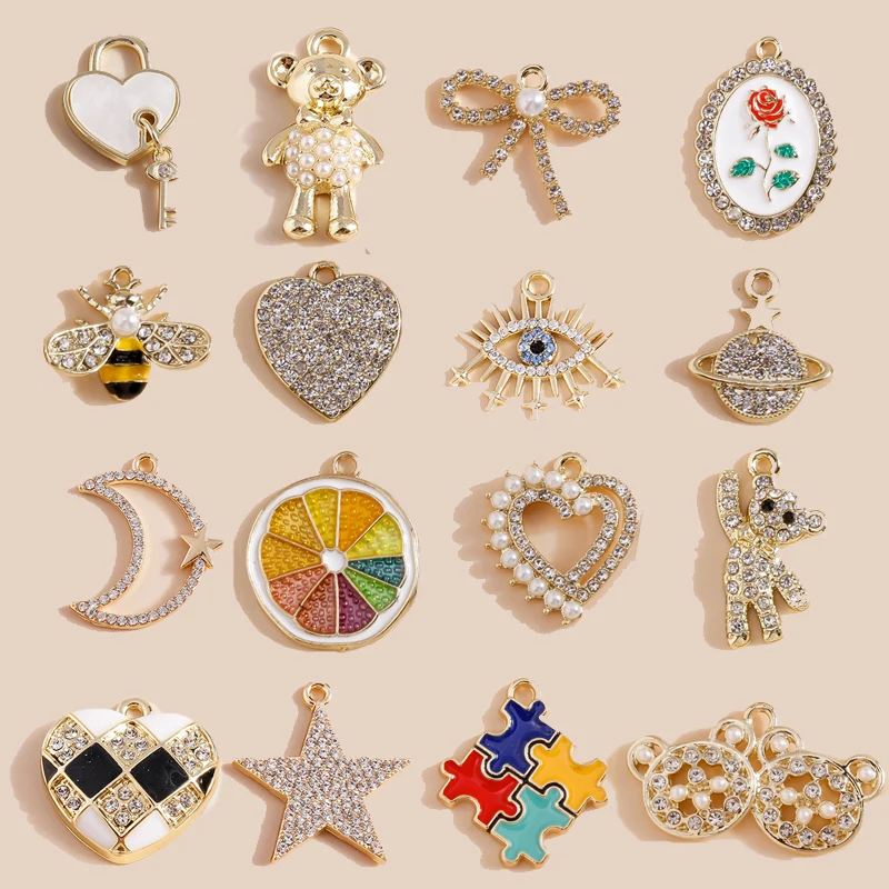 

4pcs Exquisite Crystal Hearts Flowers Bear Charms for Earrings Necklace Bracelets Pearl Pendant for DIY Jewelry Making Accessory