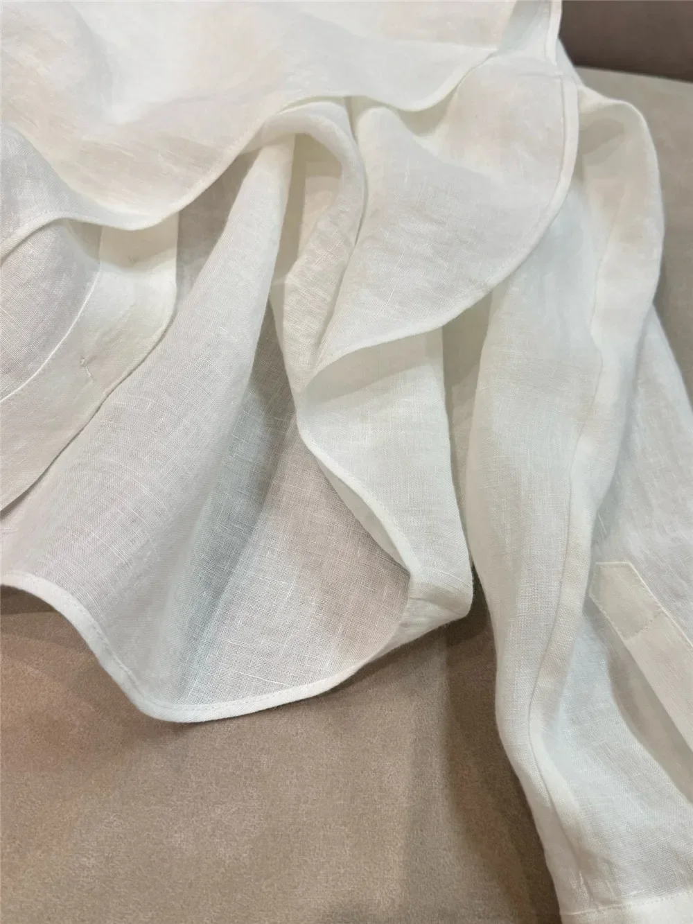 Женская рубашка с длинными рукавами и вышитыми пайетками весенняя новая